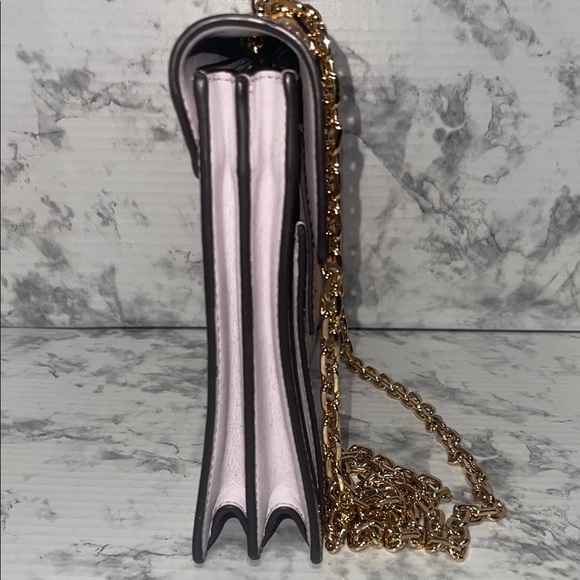 Tory Burch Artistic Print Crossbody Bag with Gold Chain - Picture 4 of 10